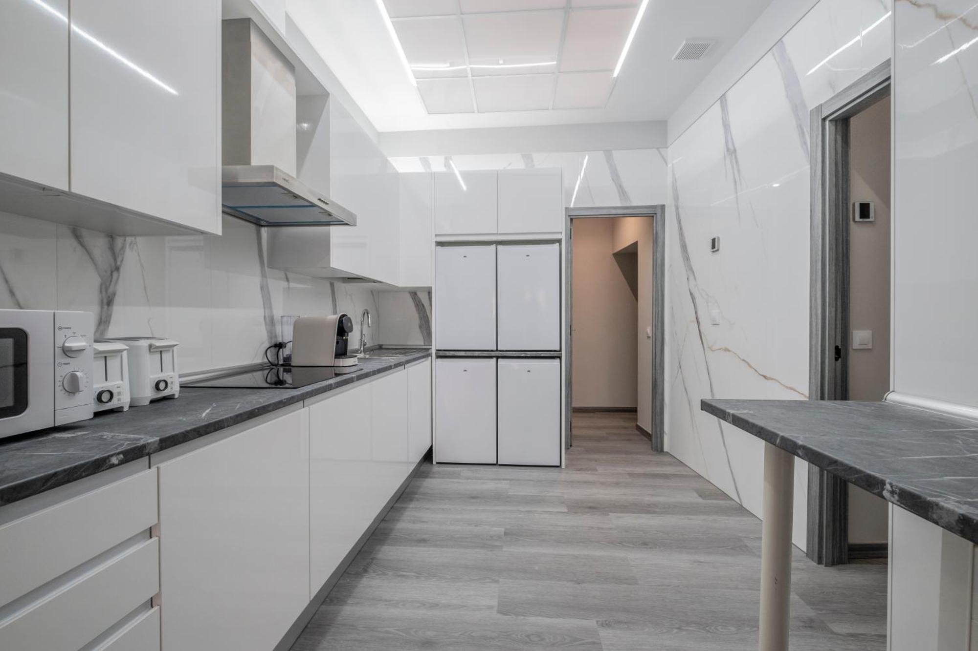 Madrid Modern Apartment Exterior photo